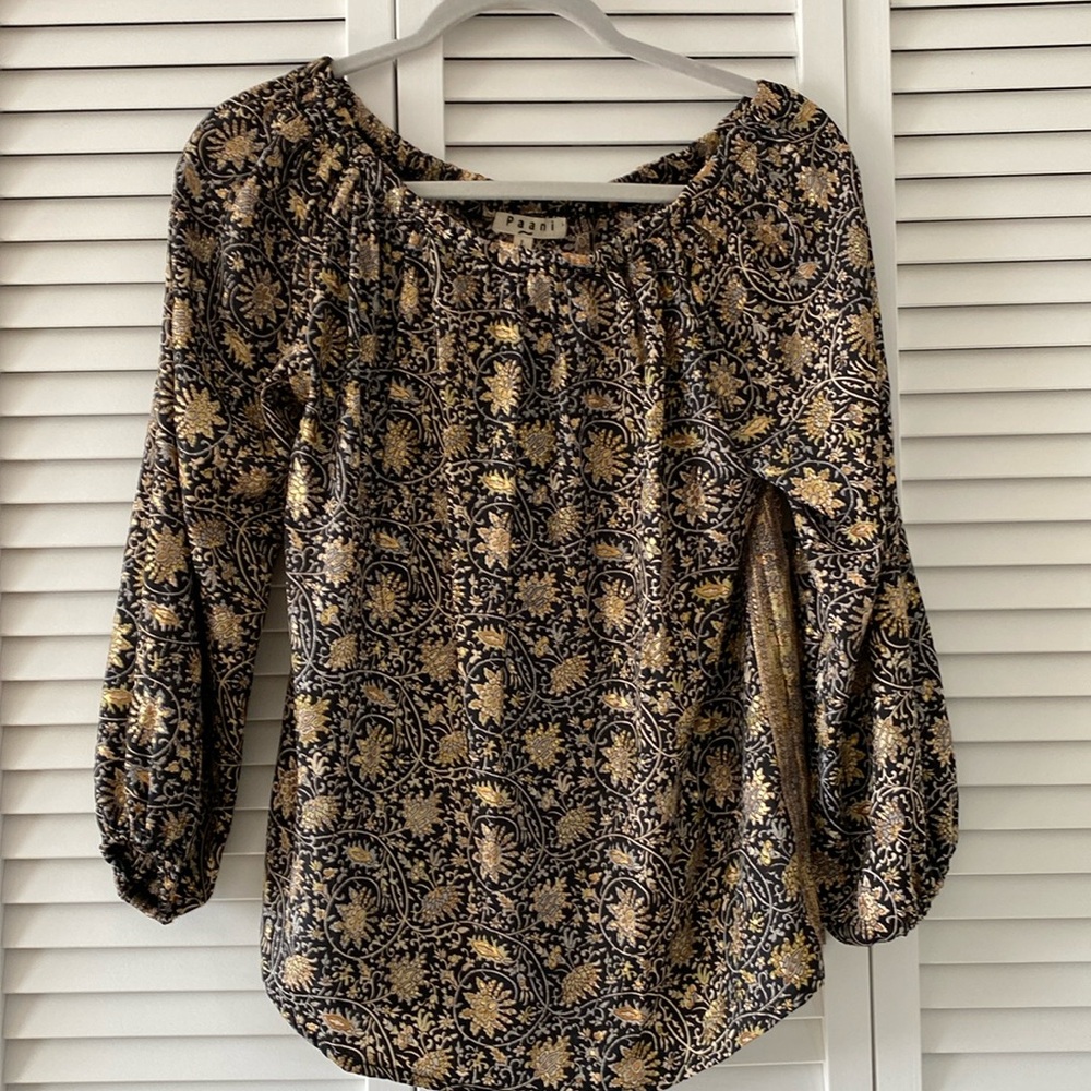 On or off the shoulder top.